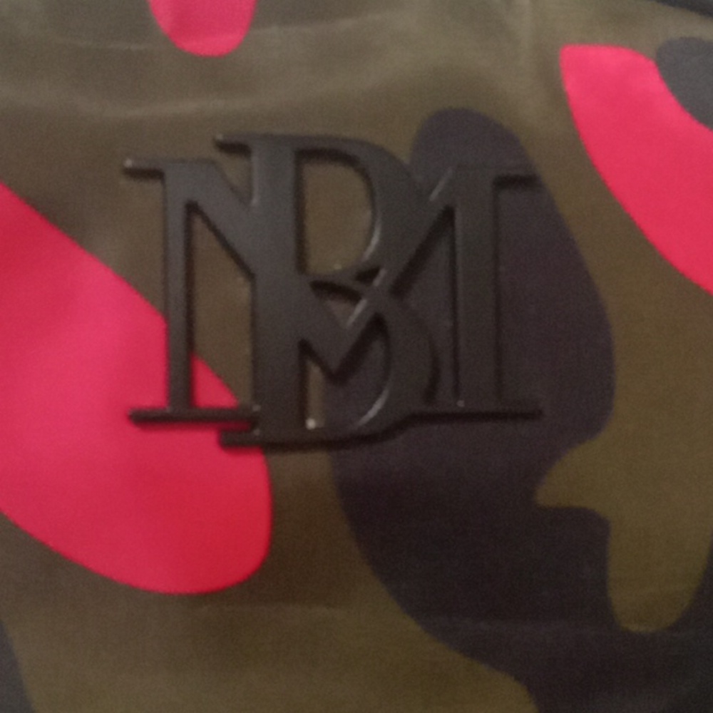 Badgley Mischka Black and Pink Backpack - Picture 2 of 8